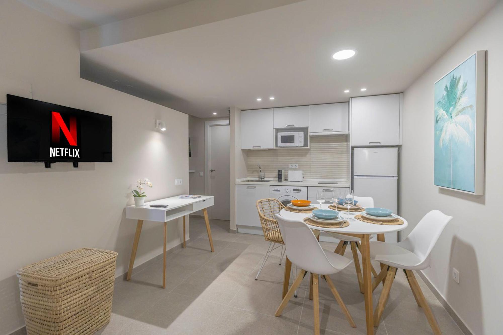 Exclusive Design Loft With Air-Conditioning 7 Minutes From The Beach 칼레타데푸스테 외부 사진